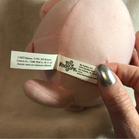 FINAL SALE- LEAVING CLOSET- NO FURTHER DISCOUNTS - Picture 6 of 9